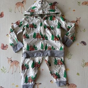 Monica & Andy Holiday Unisex Sweatsuit set